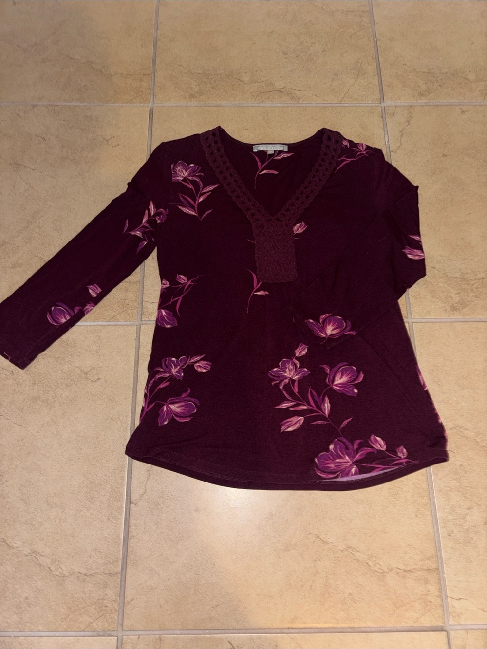 Daniel Rainn Plum Floral V-Neck Long Sleeve Top